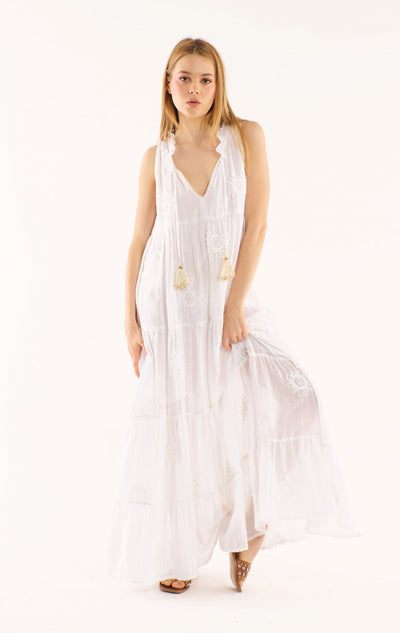 Wild Isidore Dress In White